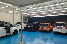 Showroom Mobil Ukraina Bekasi